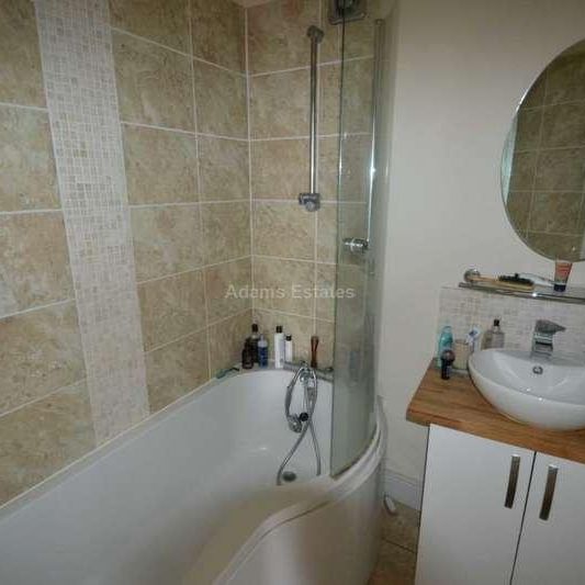 Wokingham Road, Reading, RG6 - Photo 1