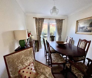 3 bedroom semi-detached house to rent - Photo 5