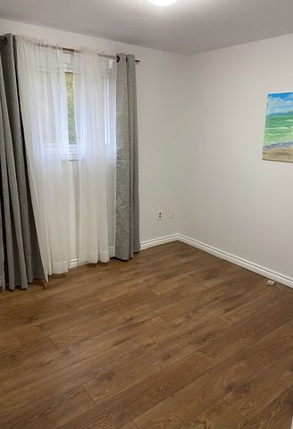 For Lease - 34 Peachtree Crescent, Cambridge, Ontario - Photo 4