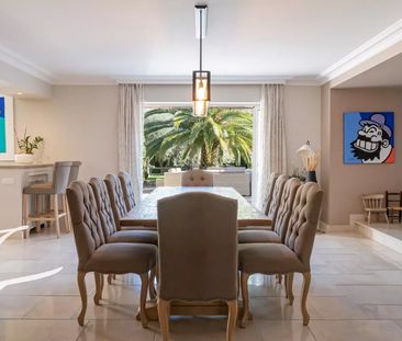 Maison à louer Grasse, Cote d'Azur, France14 000 EUR / Mois - Photo 3