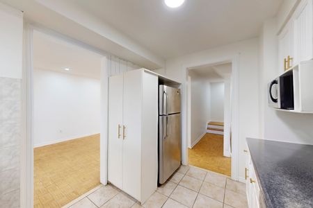 For Lease - 400 bloor Street Unit# 64, Mississauga, Ontario - Photo 5