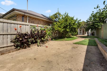 1 Thomson Street, Northcote VIC 3070 - Photo 5