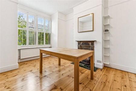 2 bedroom maisonette to rent - Photo 3