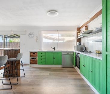 Low-Maintenance Living in a Convenient Location - Photo 5