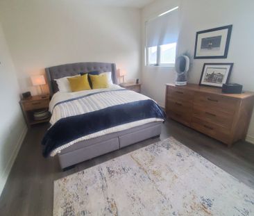 For Lease - 288 Skinner Road, Hamilton, Ontario - Photo 4