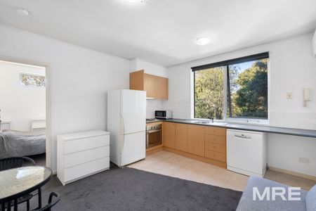 17/26 Brougham Street, North Melbourne - Photo 4