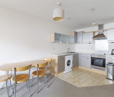1 Bed Flat - Photo 4