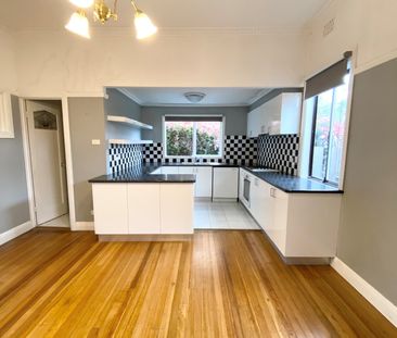 Premier Coburg Living - Photo 2