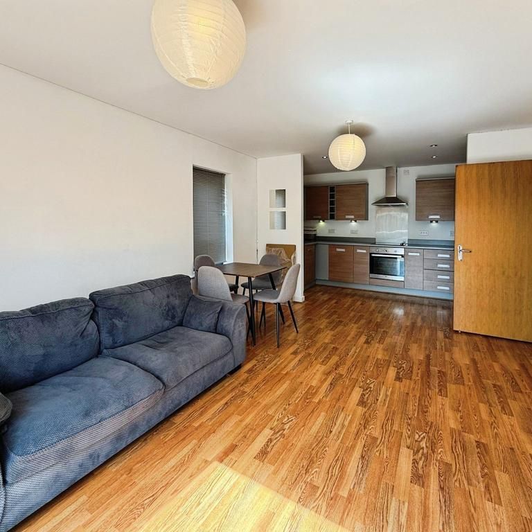 2 bedroom flat to rent - Photo 1