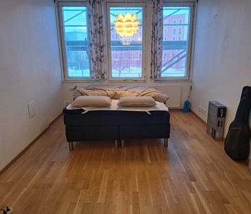 Armégatan, Solna - Photo 1