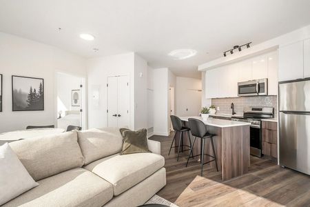 The Monterey - Photo 3