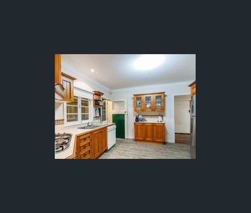 POST WAR BEAUTY IN BALMORAL !!! - Photo 6