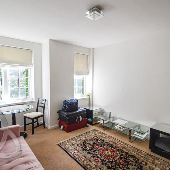 Abbey Road, London, NW8 9DN - Photo 1