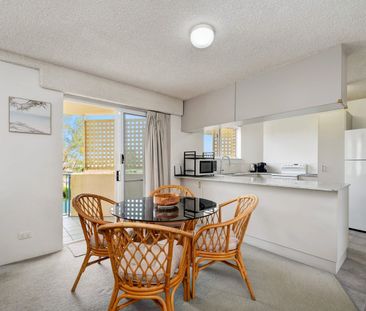 WINDBOURNE UNIT 4 - IMMACULATE COASTAL LIVING IN GOLDEN BEACH - Photo 4