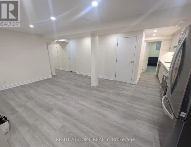 BSMT - 8 MANTELL CRESCENT — 3 Bedroom - Photo 1