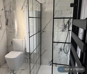 1 bedroom in a house share to rent - Photo 6