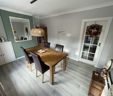 23 Springfield Drive, - Photo 3