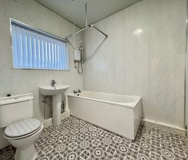 3 bedroom terraced house to rent - Photo 6