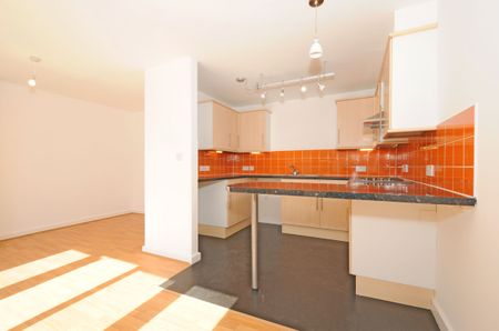 Hendre Road, Old Kent Road, London, SE1 - Photo 2