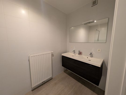 Zeer mooi 1 slaapkamer appartement met open keuken en gezellig terras - Foto 1