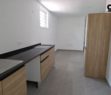 Location Appartement 2 pièces 38m² CAYENNE 97300 - Photo 1