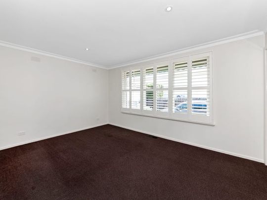 2/4 Ardoyne St, Black Rock VIC 3193 - House For Rent | Domain - Photo 1