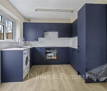 2 bedroom end of terrace house to rent - Photo 5