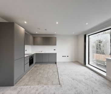 Studio Flat, Dollis Road, NW7 - Photo 4