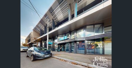 Hotel living right in the action! - Photo 5