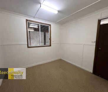 37 Long Crescent, Shortland - Photo 1