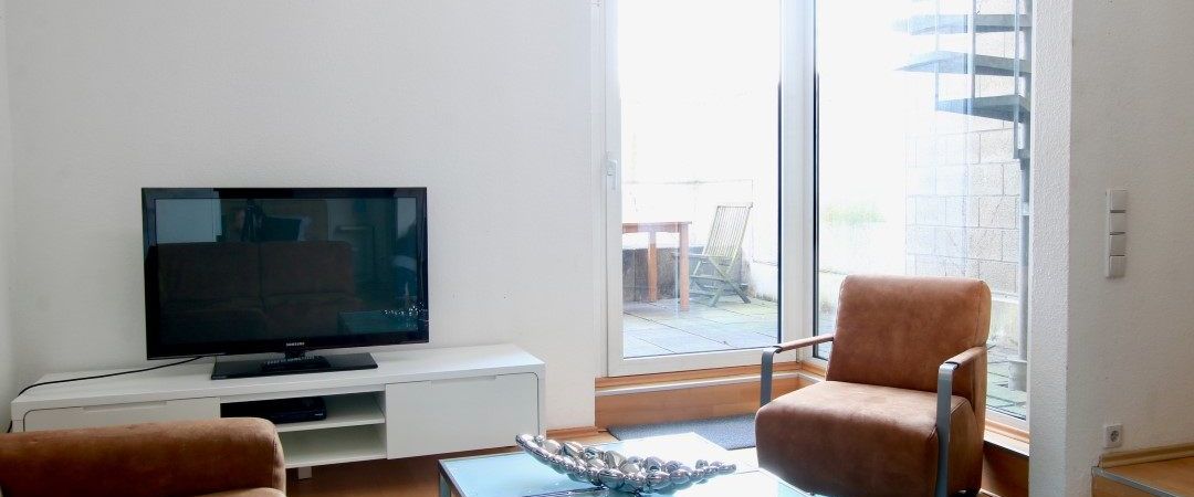 Geschmackvoll möblierte Maisonette mit Terrasse im Friesenviertel - Foto 1