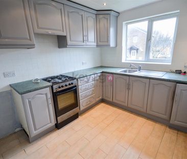 Thorpe Drive, Waterthorpe, Sheffield - Photo 3
