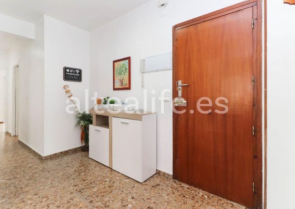 Avenida de la Nucía, Altea, Valencian Community 03590