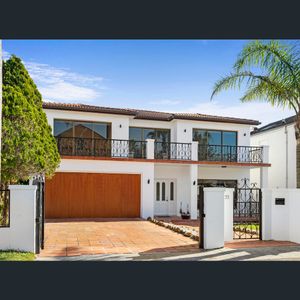 33 Napier St, Dover Heights, NSW 2030 - Photo 2
