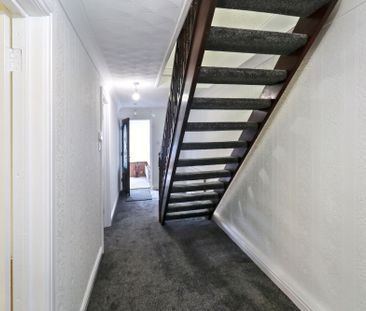 Norley Drive, St. Helens - Photo 2