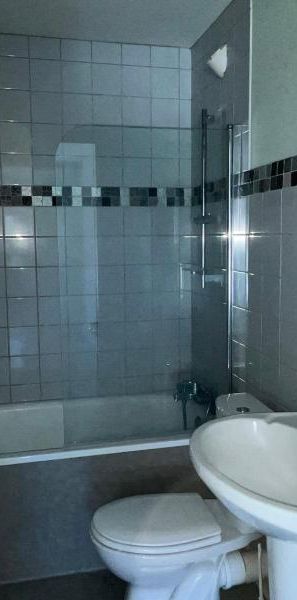 Location Appartement 1 pièce 19m² CLERMONT FERRAND 63000 - Photo 1