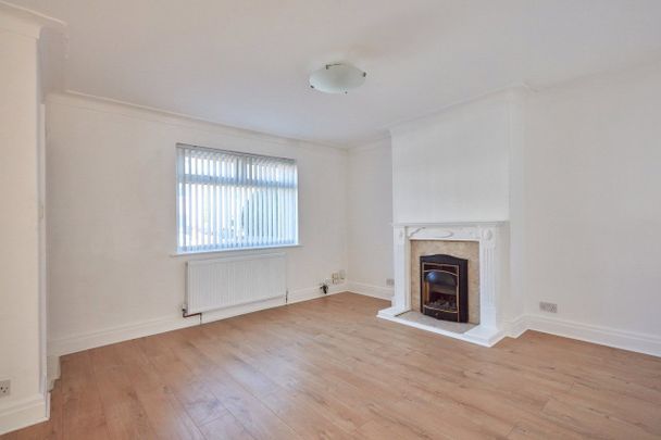 2, The Nooks, Gildersome, Morley, Leeds, LS27 7EF - Photo 1