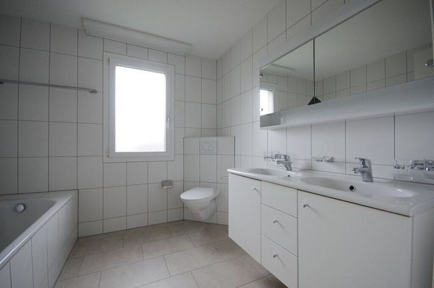 Helle, moderne Wohnung in beliebter Wohnlage! - Photo 1