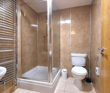 1 bedroom flat to rent - Photo 6