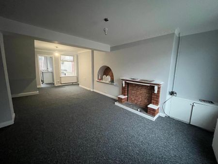 2 bedroom terraced house to rent - Photo 2