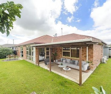 Kelvin Grove - 3 Bedrooms - Photo 3