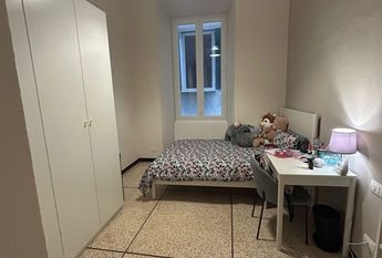 Corso Andrea podestà, Genova, Liguria 16128