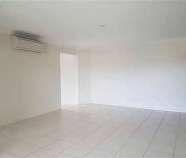 1/6 Imperial Circuit, Eli Waters, Qld 4655 - Photo 5