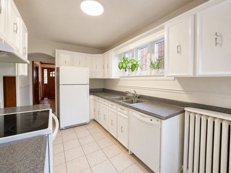 For Lease - 112 Clendenan Avenue, Toronto, Ontario - Photo 5