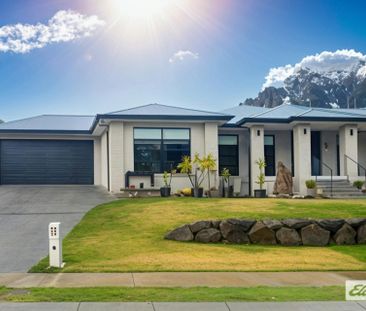 Modern Coastal Living at Its Finest - Photo 1