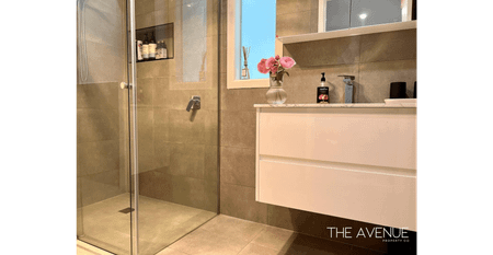 Stylish Family Residence in Blue-Chip Kew East - Photo 5