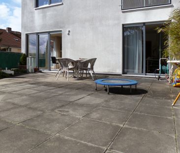 Moderne 2-Zimmer Wohnung mit großer Terrasse und Balkon, KS-Schlangenweg - Photo 1