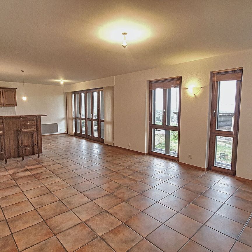 Flat 4.5 rooms in Montagny-la-Ville / FR - Photo 1