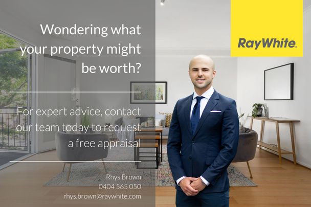 Prime Corner Apartment Living Opposite Albert Park Lake - Photo 1