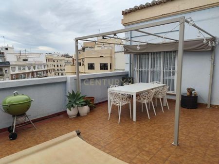 Valencia, Valencian Community - Photo 3
